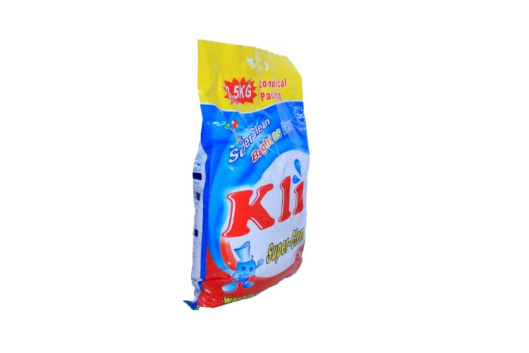 OMO KLIN laundry detergent powder bag, 5 kg, bright blue and yellow front