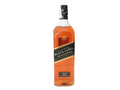 Whisky bottle with amber liquid, Black Label label and 12-year marking
