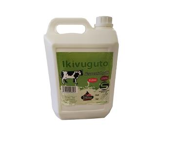 Off-white plastic jerry can with green label panel, side handle and cap
