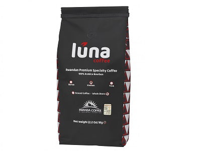 Medium roast coffee beans bag with Luna logo and 1kg label