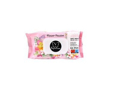 Flower Passion wet wipes, 64-count pack in pink wrapper