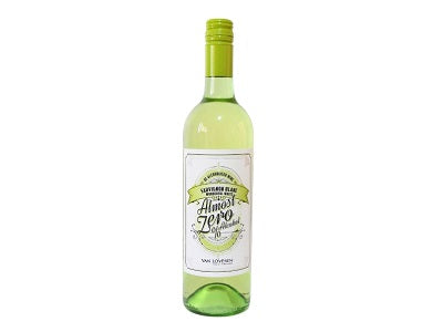 Green glass Sauvignon Blanc wine bottle with green cap and front label, 750 ml