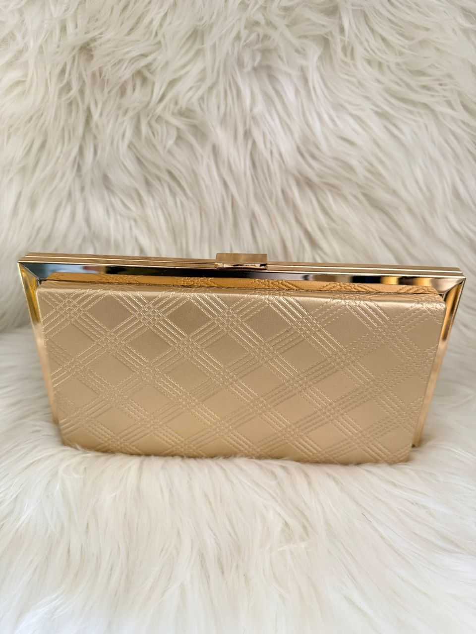 Champagne gold frame clutch handbag with diamond-pattern fabric and hinged top clasp