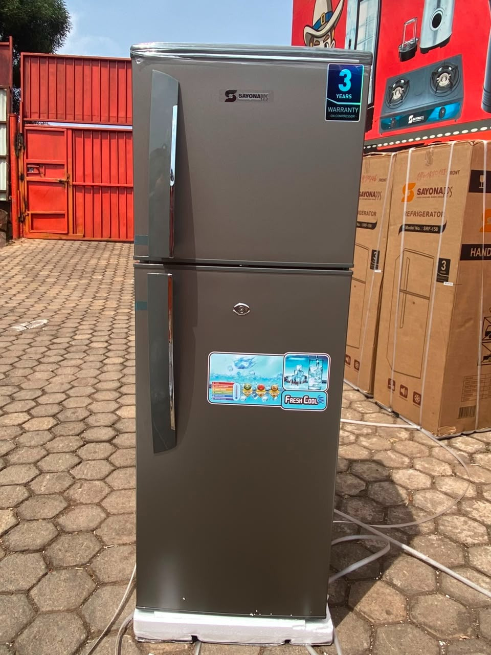 Sayona double-door refrigerator, dark gray finish with top freezer