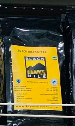 Coffee beans bag with yellow label, Black Nile brand, 1 kg
