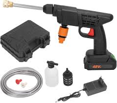 Cordless high-pressure car washer with spray gun and included accessory attachments