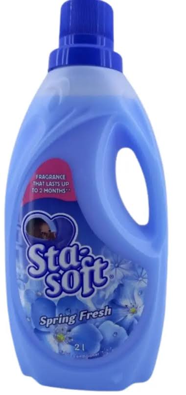 Sta Soft 2L laundry detergent bottle, blue liquid, screw cap and handle loop
