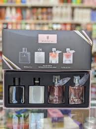 4-in-1 perfume set with four glass bottles and a decorative gift box